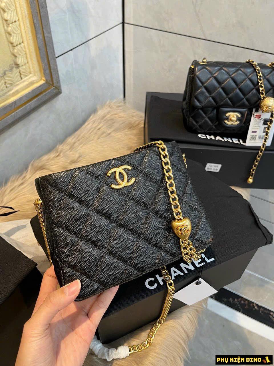 Túi Chanel Hobo Màu Đen Khóa Vàng Túi Chanel Hobo Màu Đen Khóa Vàng